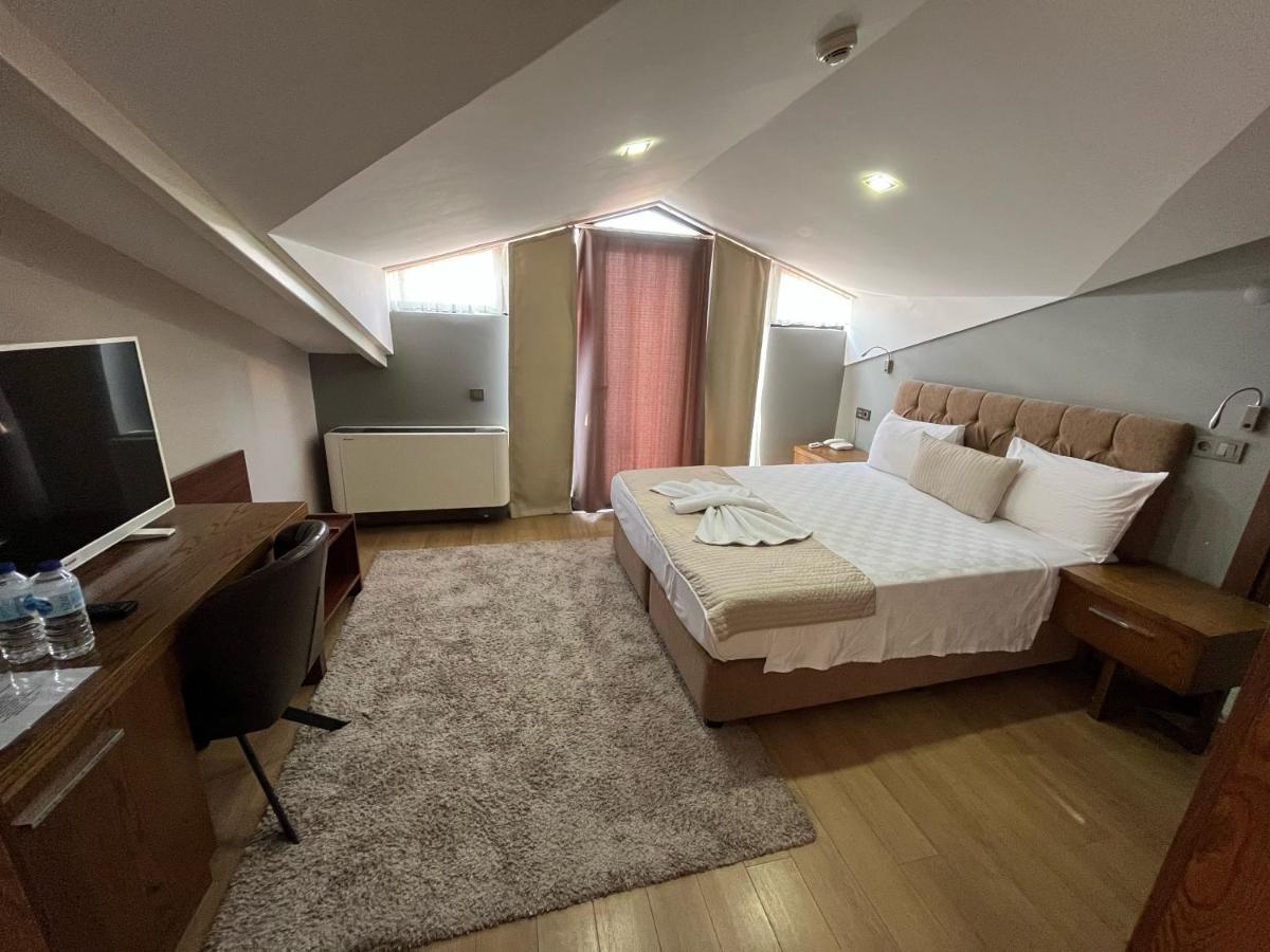 The Elegant Hotel Istambul Extérieur photo
