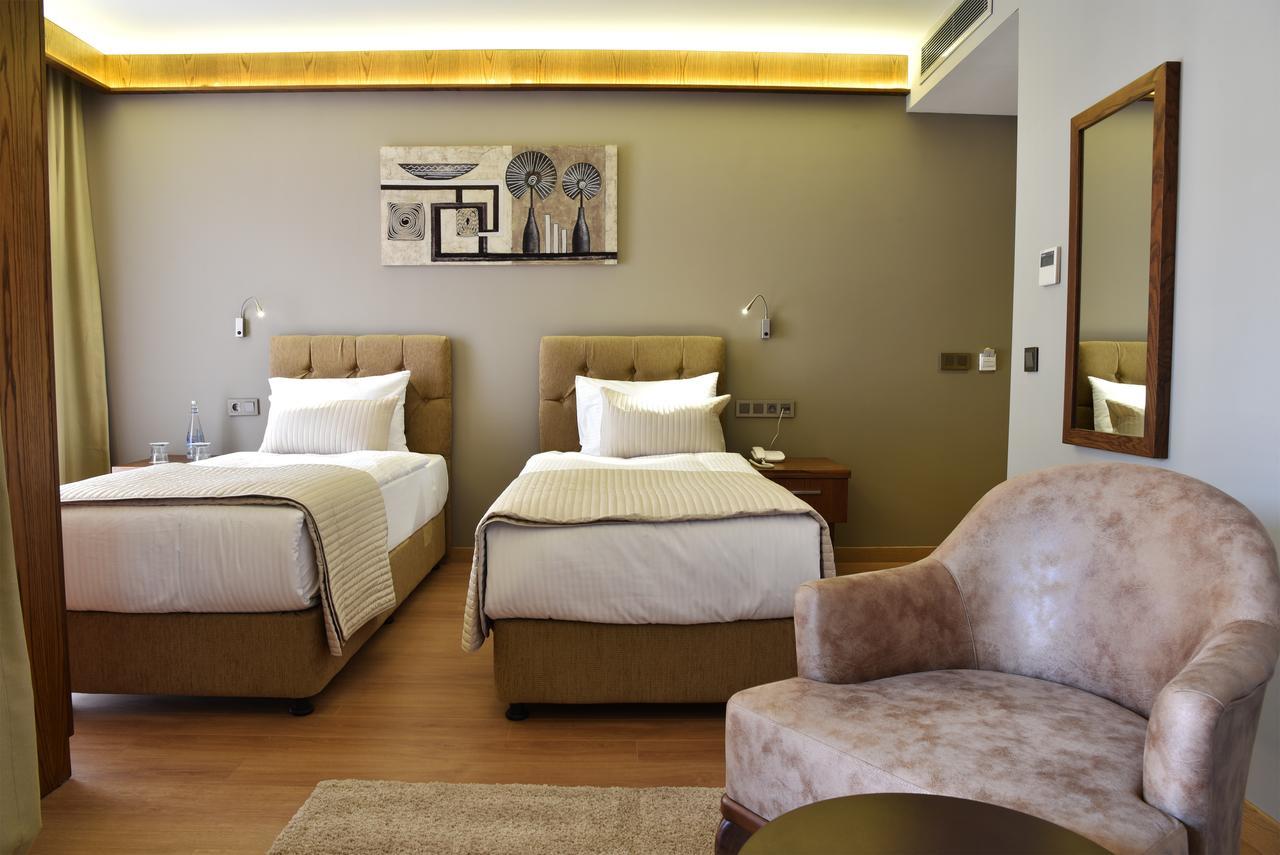 The Elegant Hotel Istambul Extérieur photo